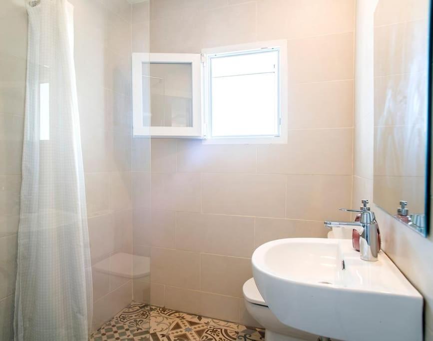 쎄벨로 20 Min From Bcn- Charming House W/ Pool & Bbq Area 빌라 외부 사진