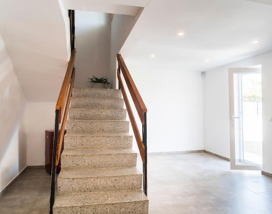 쎄벨로 20 Min From Bcn- Charming House W/ Pool & Bbq Area 빌라 외부 사진